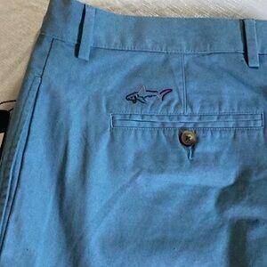 NWT Greg Norman men’s shorts.